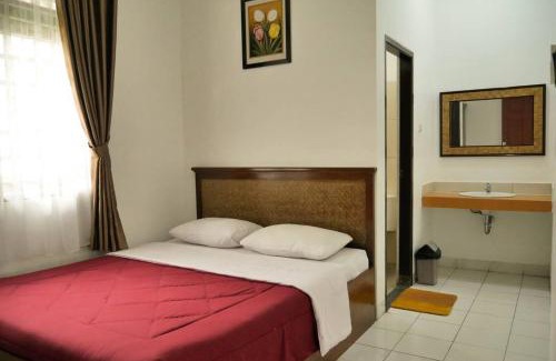 Cipanas Villa | Villa Lotus Puncak D03