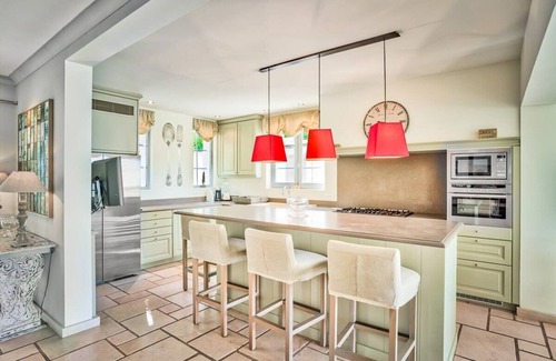 Cote d'Azur- French Riviera Villa | Villa Luce Summary: V