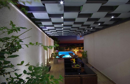 Veliko Brdo Villa | Villa Lucia Marea