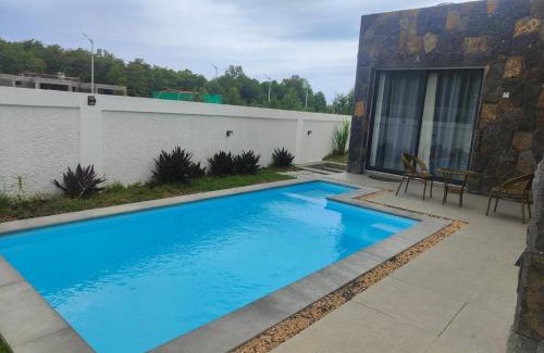 Poste Lafayette Villa | Villa Lune D'Eau