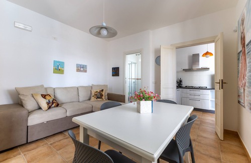 Santa Maria del Focallo Villa | Villa 'Maria Con Piscina Riscaldata' with Sea View, Wi-Fi and Air Conditioning