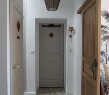 Saint-Michel-Chef-Chef Bed & Breakfast | Villa Madura