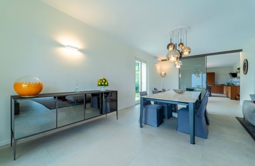 Azzano Villa | Villa Magnolia by Wonderful Italy