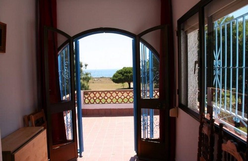 El Palmar Villa | Villa Malyma Zahora - Beach Front Sea View