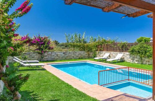 Platanias Town Villa | Villa Mandarin Platanias