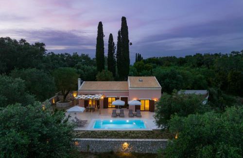 Perama Villa | Villa Markia