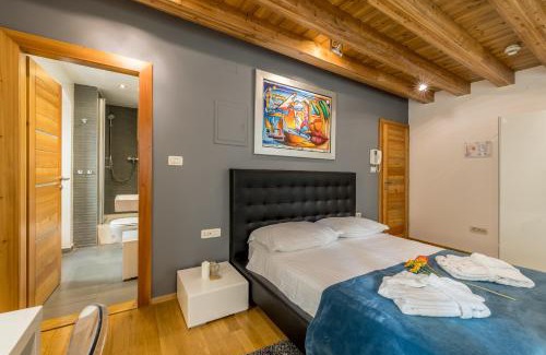 Old Town House | Villa Marta - stone house in the center - Split