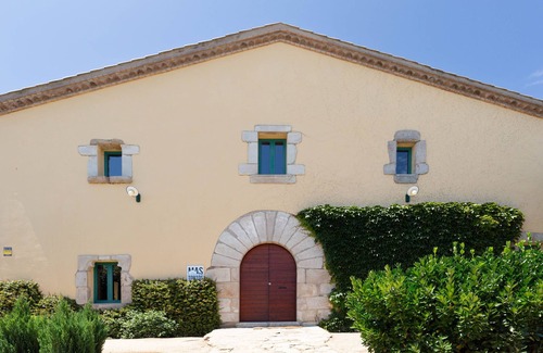 Palafolls Villa | Villa 'Mas Tortós' with Mountain View, Private Garden and Barbecue