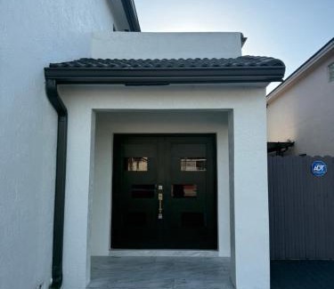 Miami Gardens Villa | Villa Miami Lakes 2