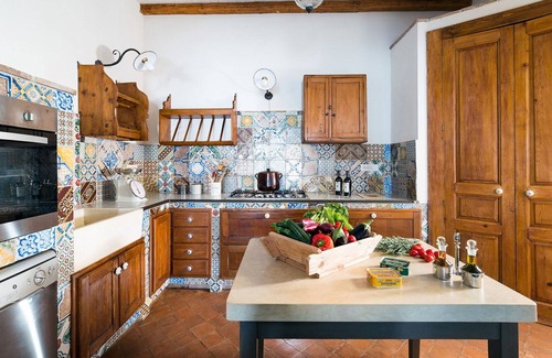 Milo Villa | Villa Mila - Villa on the slopes of Etna, in Sicily, with private pool and seaview