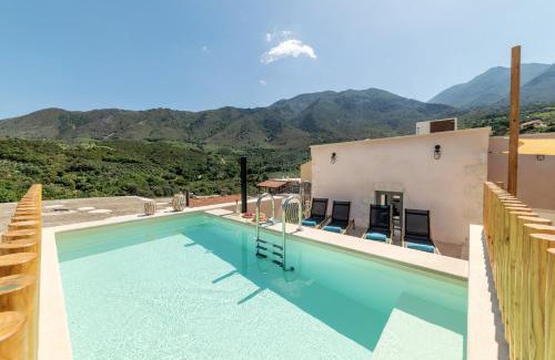 Kournas Villa | Villa Mirage by PosarelliVillas