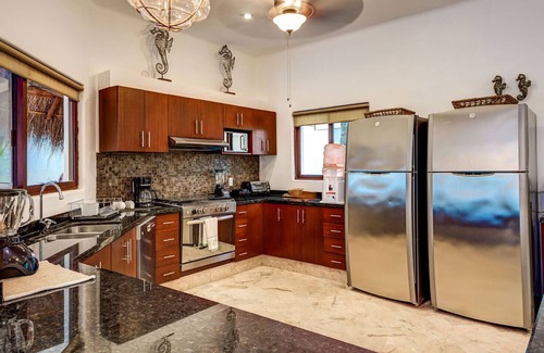 Luis Donaldo Colosio House | Villa Mirasol - Large Luxury Villa in downtown Playa del Carmen!