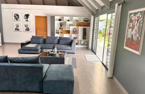 Nunue Villa | Villa Moana Reva