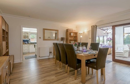 Horning House | Villa Morea