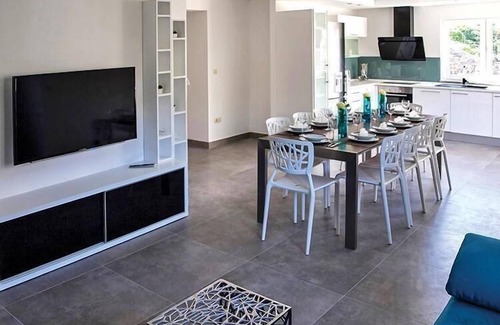 Omis House | Villa Mosor with heated saltwater pool and sauna