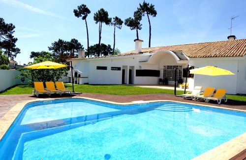 Verdizela Villa | Villa near Beach & Lisbon