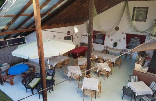 Balatonfoldvar Bed & Breakfast | Villa-Negra Retro Panzió