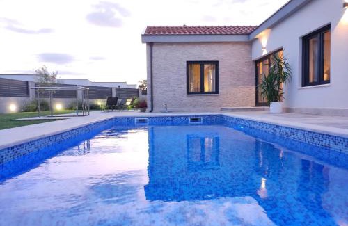 Imotski Villa | Villa New Home, villa with pool in Imotski near Makarska
