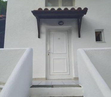 Koukounaries Apartment | Villa Nikos Koukounaries