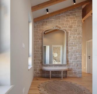 Jakovici Villa | Villa Novita