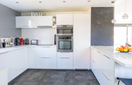 Jouy-en-Josas Villa | Villa Oberkampf - Les Demoiselles à Versailles