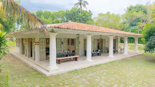 Kahandamodara Villa | Villa Ocean's Edge
