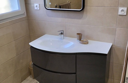 Camaret-sur-Aigues House | VILLA of 100 m2 new (2023) in a small Provençal village