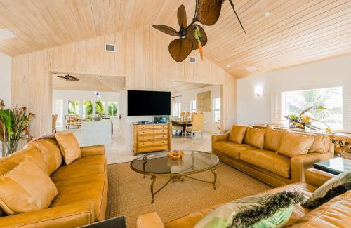 Sugarloaf Key House | Villa of the Setting Sun