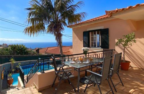 Tabua Villa | Villa Oleander Madeira - Sunny - Ocean View - Heated Pool