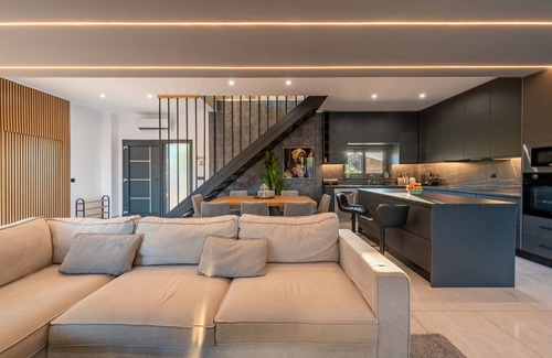 Lefkimmi Villa | Villa 'Olivia Estate' with Private Pool, Wi-Fi and Air Conditioning