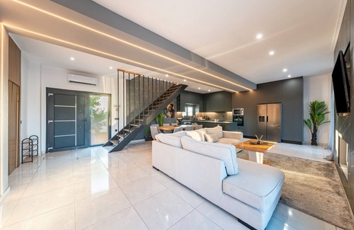 Lefkimmi Villa | Villa 'Olivia Estate' with Private Pool, Wi-Fi and Air Conditioning