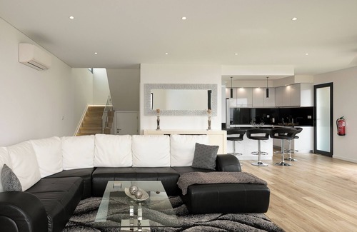 Calheta House | Villa Panorâmica III - Wonderful View With Heated Pool