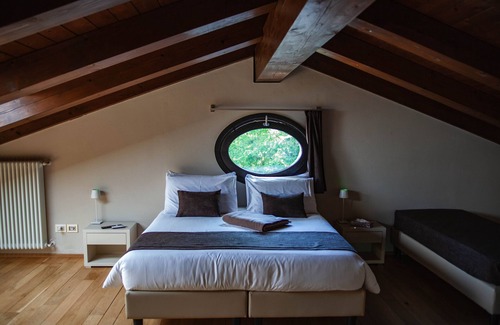 Longiano Bed & Breakfast | Villa Paola double bedroom in the attic