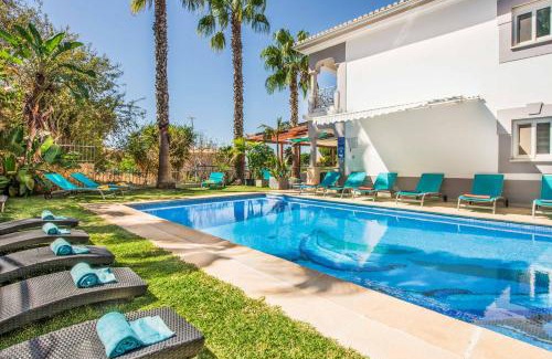Patroves Villa | Villa Paris