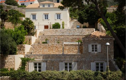 Pile House | Villa Paxos Palace Orti