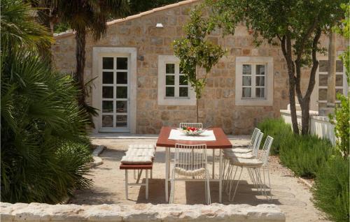 Pile House | Villa Paxos Palace Orti