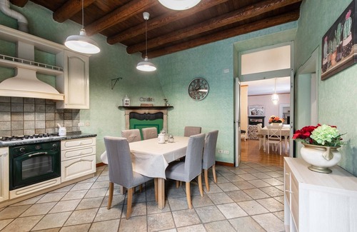 Albese con Cassano Apartment | Villa Pellegrini Sormani - Casa Elisabeth
