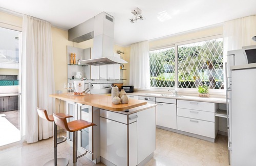 Lonato del Garda Villa | Villa Perla by Wonderful Italy
