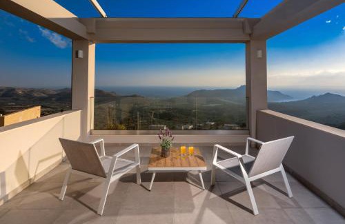 Mariou Villa | Villa Plakias Sunset with Heated Pool & Childrens Area, Walk to Restaurant