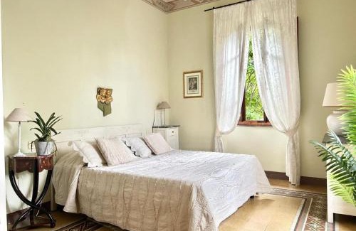 Camucia Villa | Villa Primula by PosarelliVillas