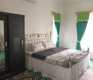 Cipanas Villa | Villa Puncak Resort