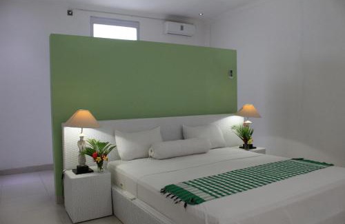 Kalibukbuk House | Villa Putih Lovina