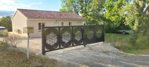 Puycelci Villa | Villa Puycelsienne