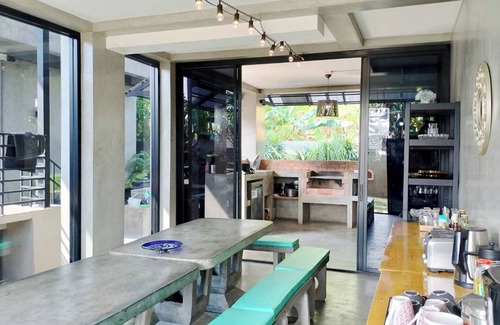 Chiang Mai Villa | Villa Rajapruek Entire 3 villas 7 bedrooms near airport