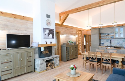 Razlog Ski Chalet | Villa Raphael with Sauna near Pirin Golf Resort