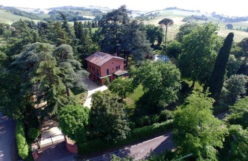 Castel San Pietro Terme House | Villa Resta & Dependance