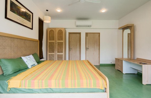Betalbatim Villa | Villa Reverie - Ultra Modern Villa 200 metres to Prestine Beach