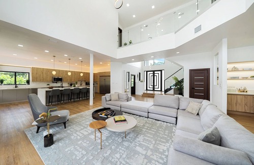 Miami Shores House | Villa Rio Grande 8BR Lazy River Pool + Pickleball