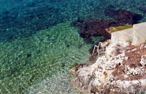 Brsecine Apartment | Villa Ro - Ela - Comfort Studio Apartment with Terrace and Sea View - A5