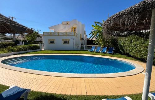Vale de Carro Villa | Villa Roja Pé by Dream Villas Algarve
